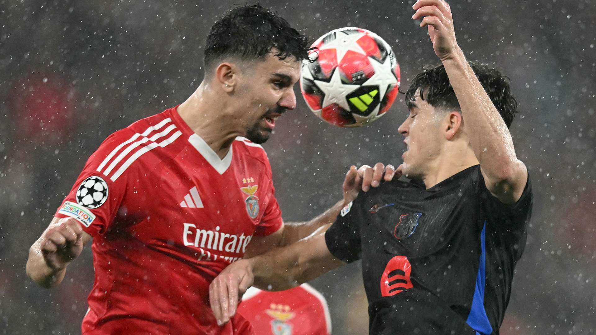 莱万+拉菲尼亚=欧洲最强双人组！合计狂轰46球.